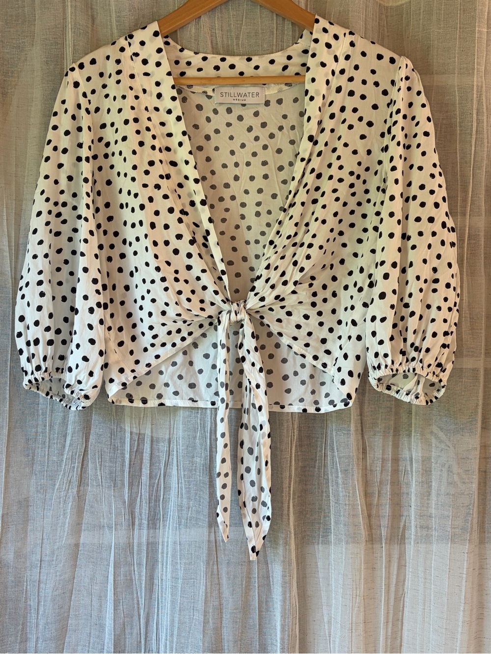Stillwater White Polka-Dot Tie Front Crop Blouse Medium